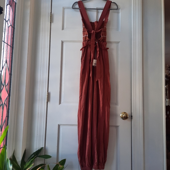 Free People Sienna Smocked Jumpsuit NWT Size Small - Picture 8 of 9